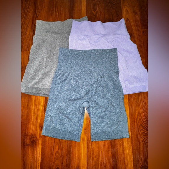 Womens Multicolor High-Waisted Biker Shorts Set - Picture 2 of 4